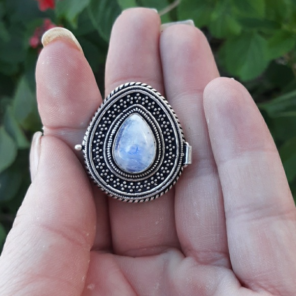 New Rainbow Moonstone 925 Silver Poison Ring. - Picture 5 of 8